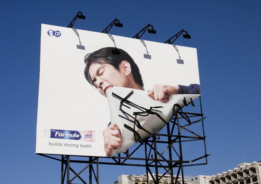 Unipol signs